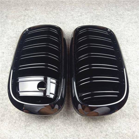 GRILL (NJURAR) BMW X5 X6 F15 F16 SVART X5M KAMERA