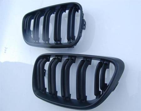 GRILL (NJURAR) BMW F22 / F23 DUBBEL SVART