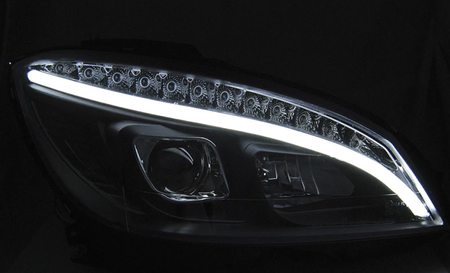 Lampor Mercedes W204 C-klass 07-10 Svart Led